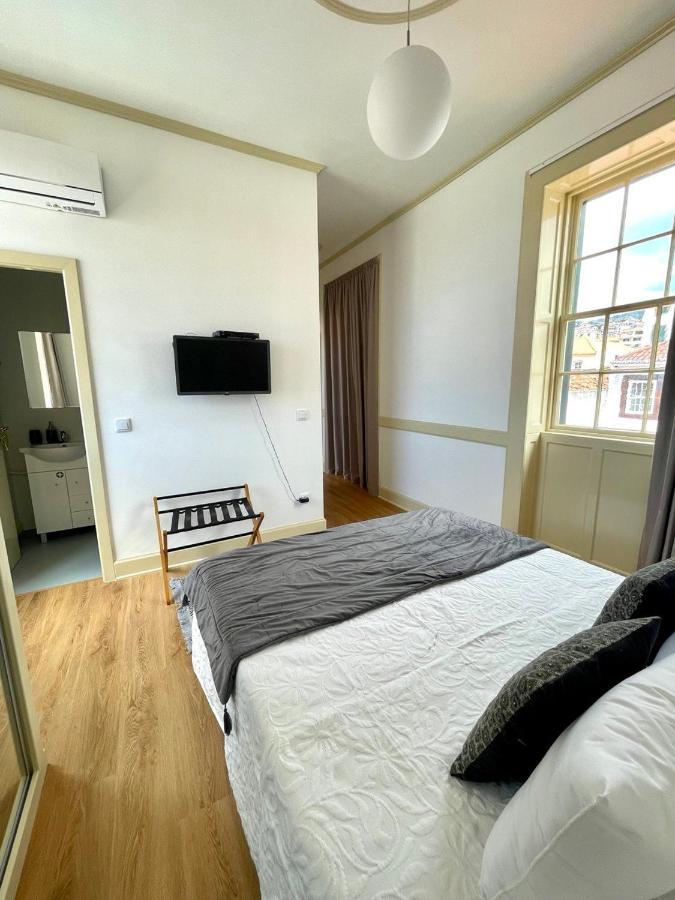 Carreira Apartments Harbour View Free Parking In Heart Funchal Екстериор снимка